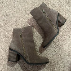 Crown Vintage Booties